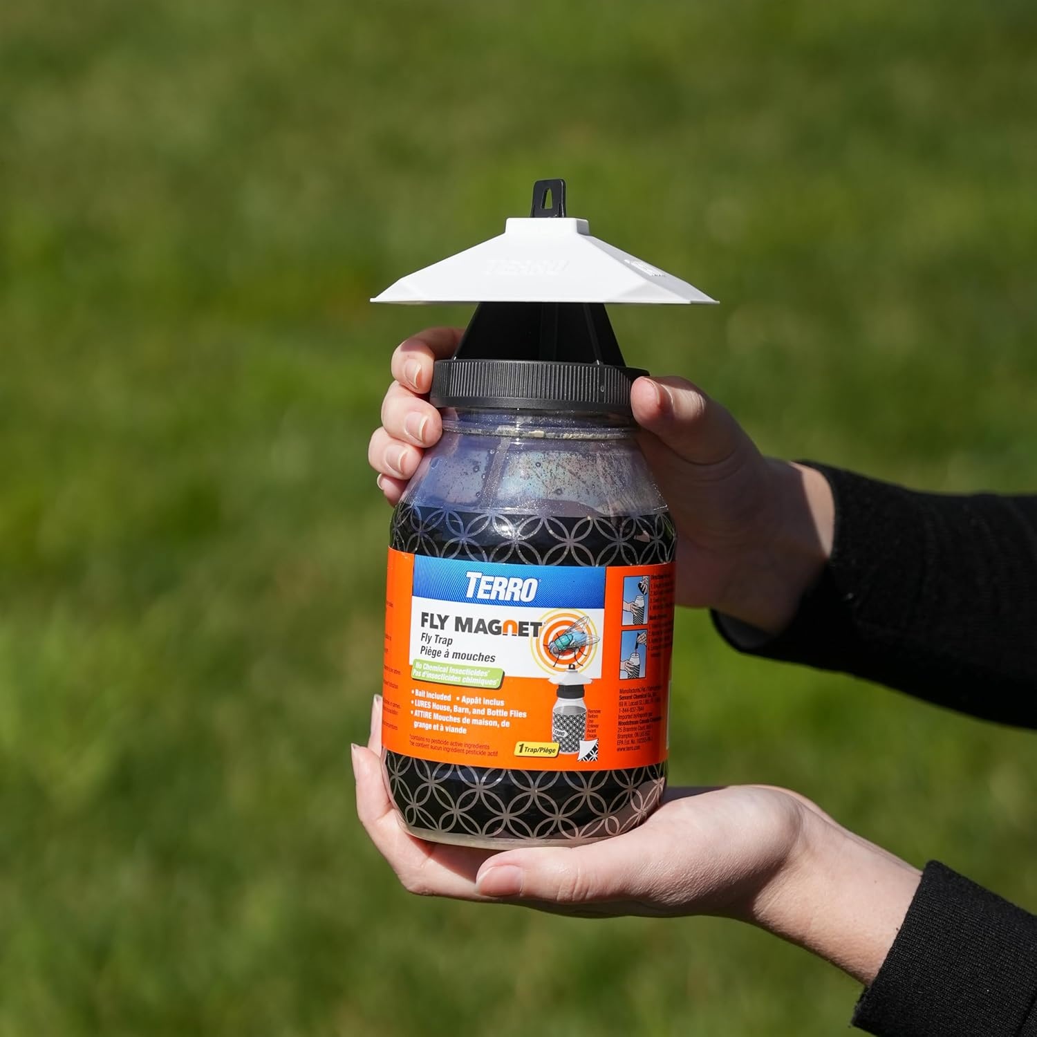 image:imageTERRO Fly Magnet Trap Reusable PoisonFree Outdoor Fly Catcher with Bait6 Pack
